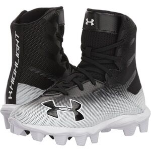 Under Armour Boys Cleats 7.5 in box New